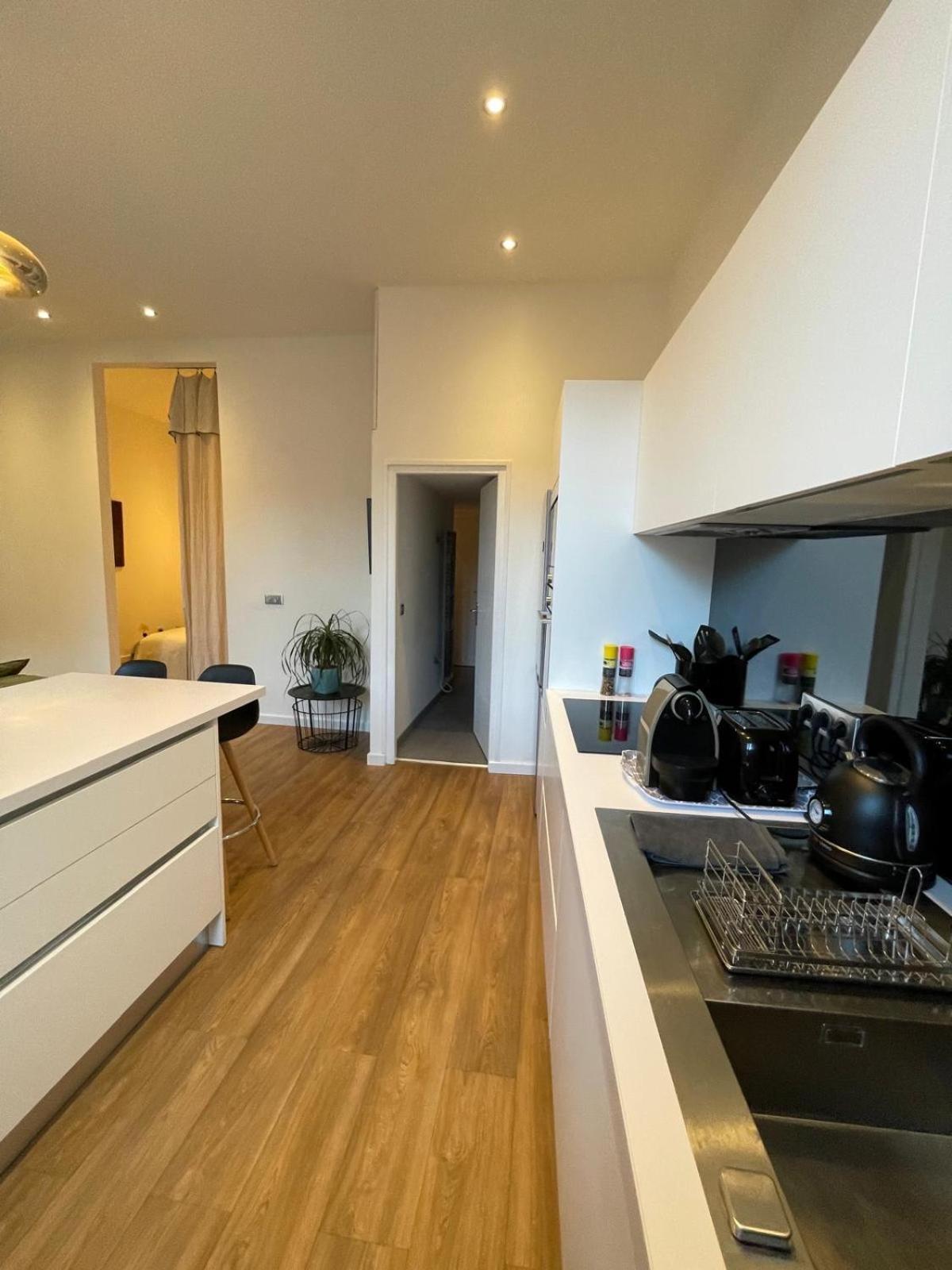 Appartement Design Sur Vauban - Clim Et Wifi Marseille Luaran gambar