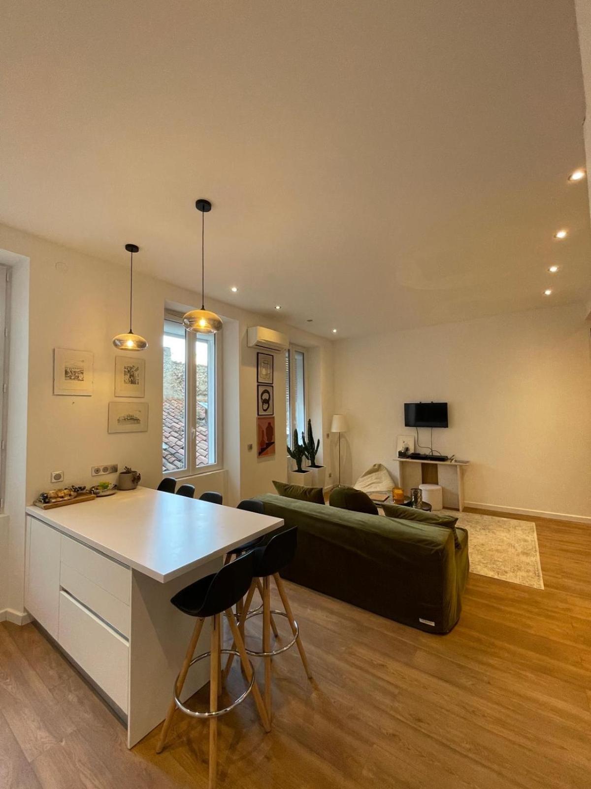 Appartement Design Sur Vauban - Clim Et Wifi Marseille Luaran gambar