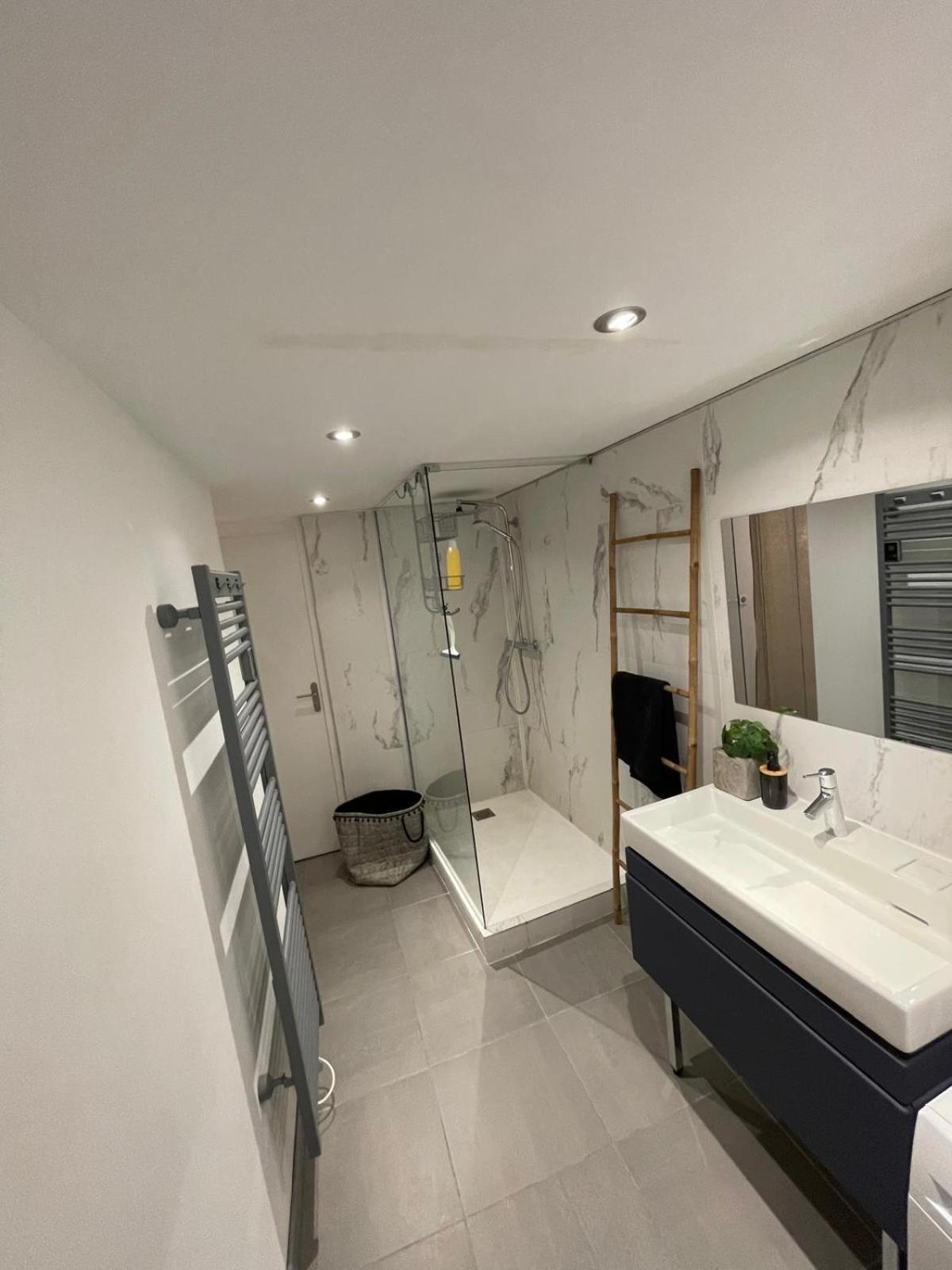 Appartement Design Sur Vauban - Clim Et Wifi Marseille Luaran gambar