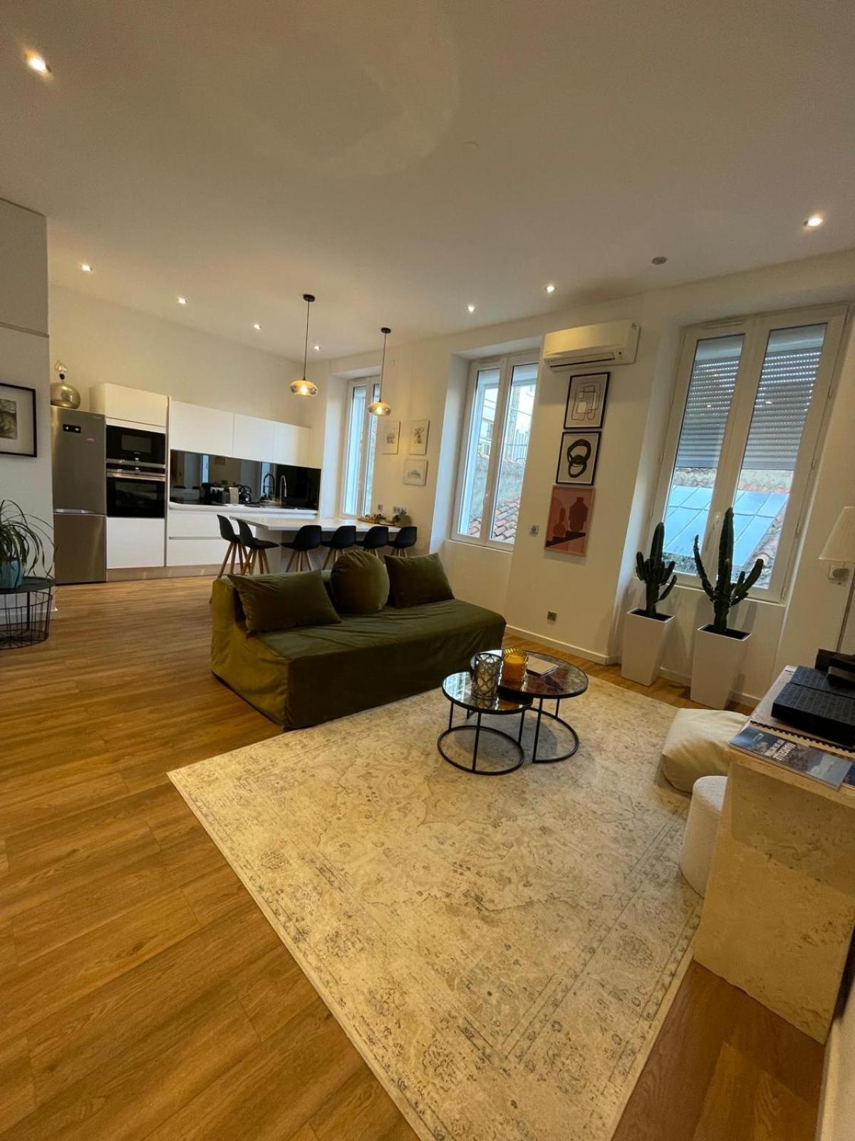 Appartement Design Sur Vauban - Clim Et Wifi Marseille Luaran gambar